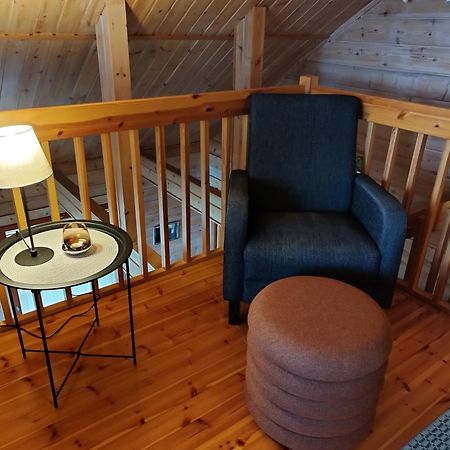 Vihreae Helmi Villa Kuusamo Exteriör bild